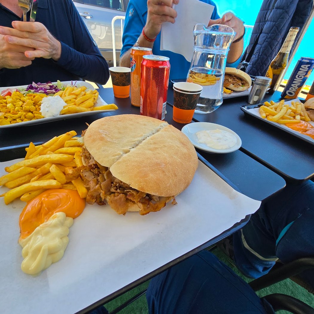 Restaurant grillade kebab bord de seine 3